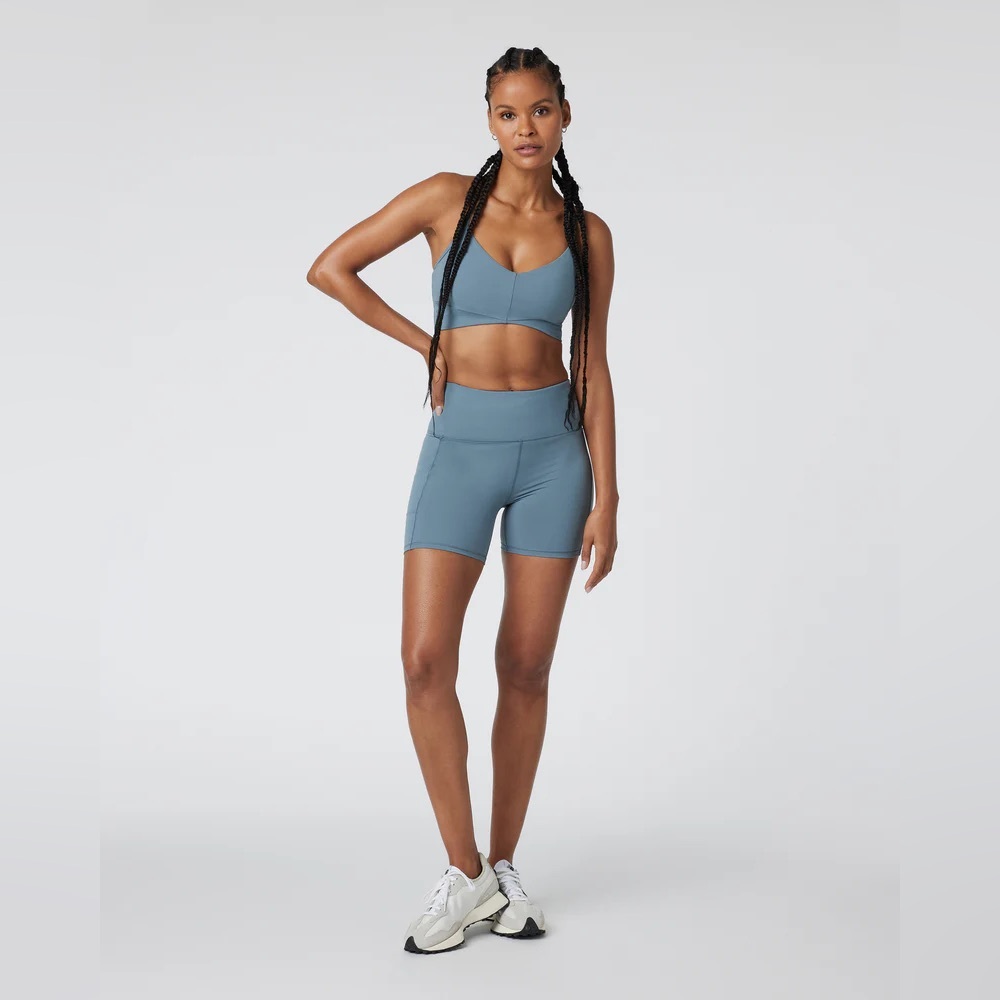 NWT Vuori Pocket Short - Smoke Blue - Picture 4 of 4